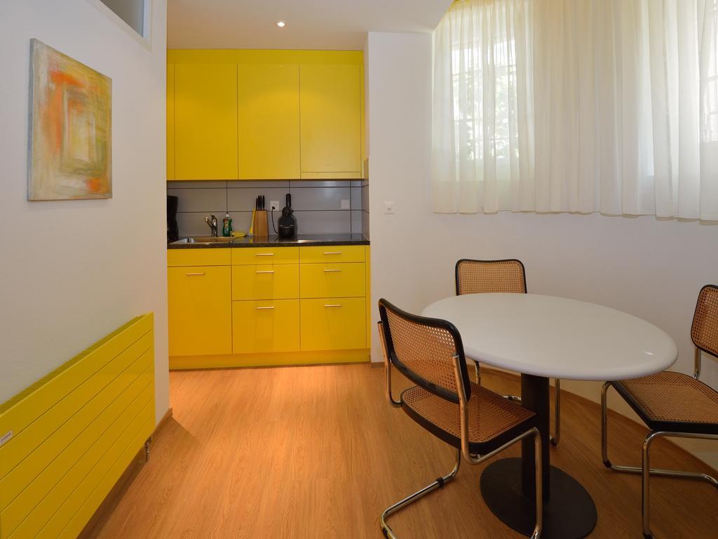 Garden Studio Apartment Zuerichberg Szoba fotó