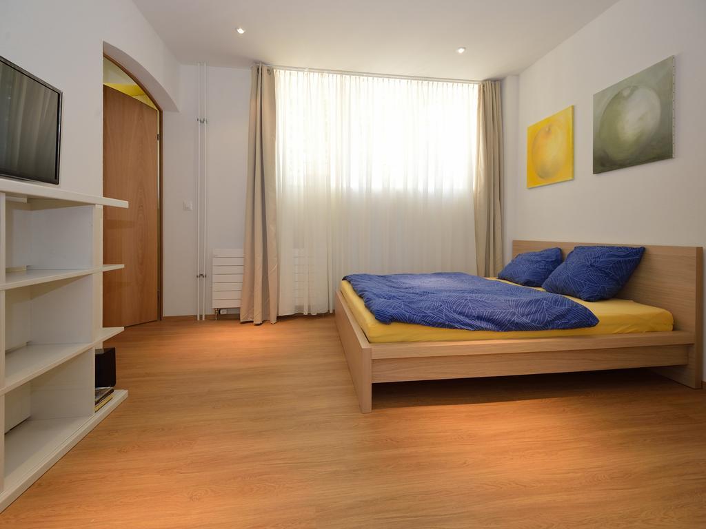 Garden Studio Apartment Zuerichberg Szoba fotó