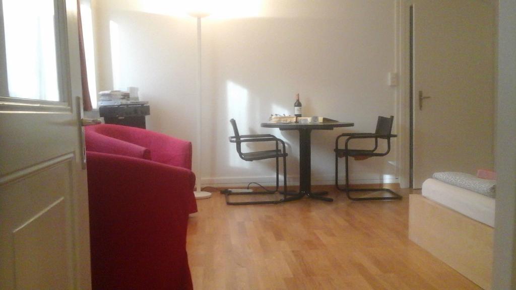 Garden Studio Apartment Zuerichberg Szoba fotó