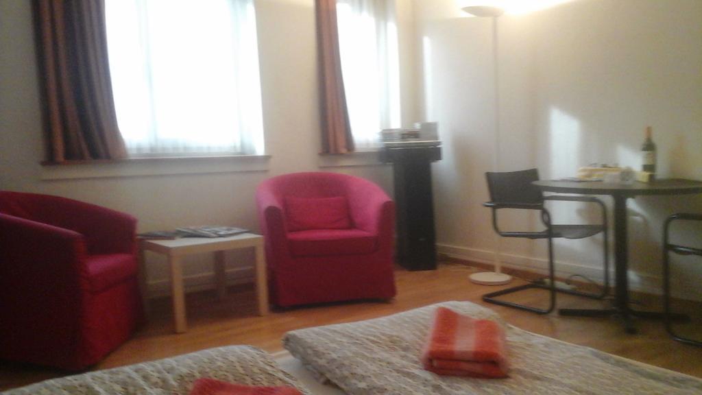Garden Studio Apartment Zuerichberg Szoba fotó